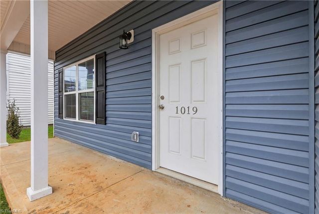 1019 E Sprague Street, Winston-salem, NC 27107