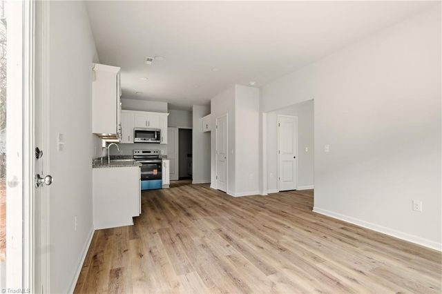 1019 E Sprague Street, Winston-salem, NC 27107