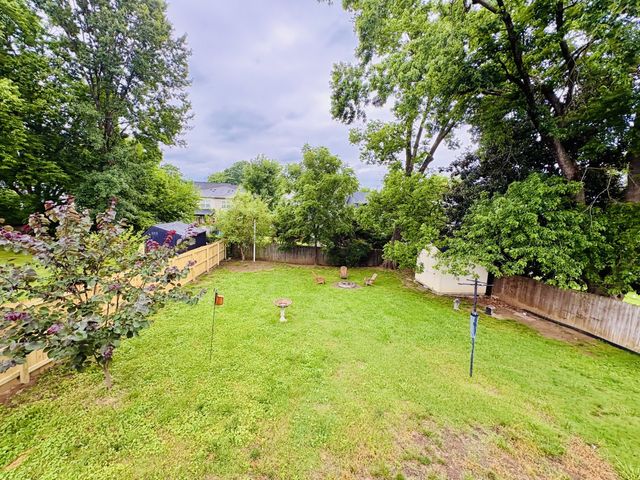 807 Fairwin Ave, Nashville, TN 37216