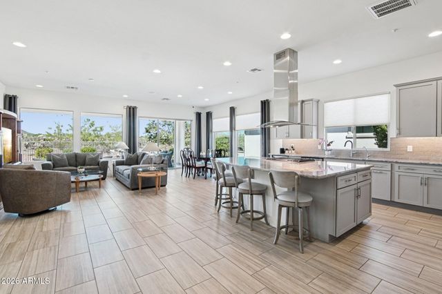 13350 W MONTANSORO Lane, Peoria, AZ 85383