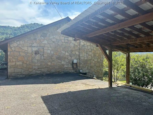 171 Patterson Drive, Charleston, WV 25201
