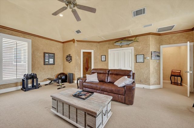 4627 Collinwood Avenue, Fort Worth, TX 76107