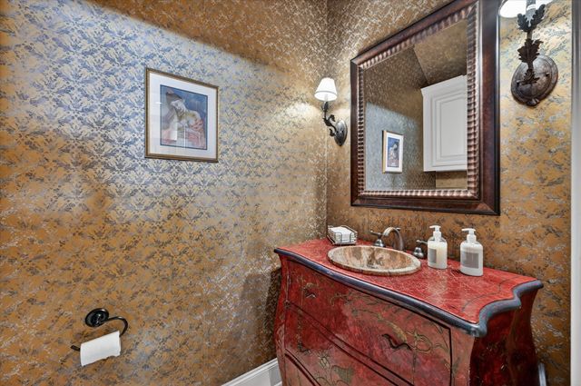 4627 Collinwood Avenue, Fort Worth, TX 76107