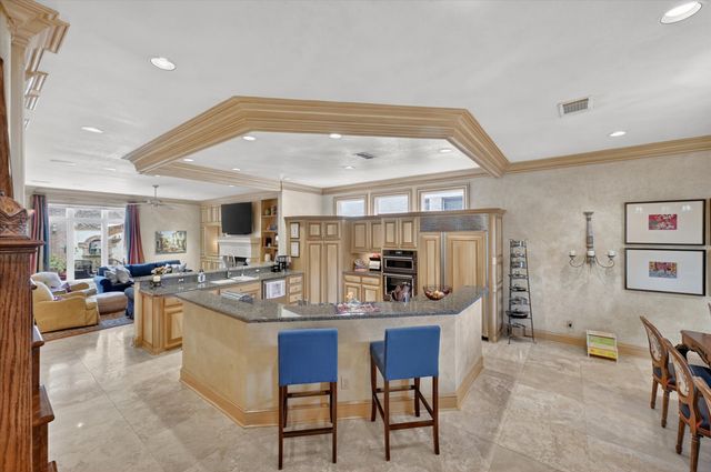 4627 Collinwood Avenue, Fort Worth, TX 76107