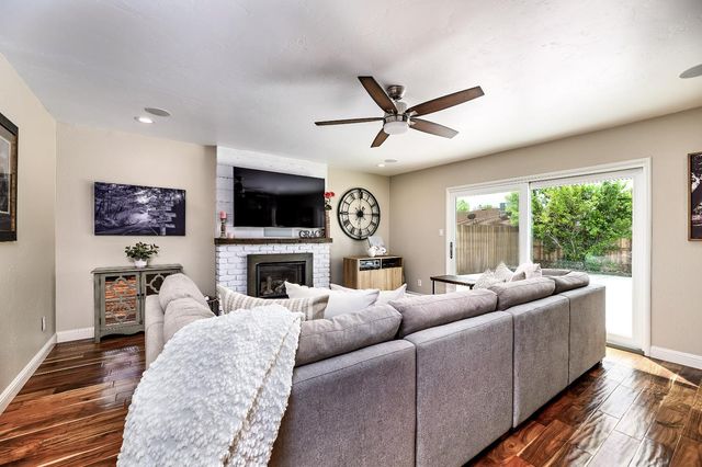 1461 E Vartikian Avenue, Fresno, CA 93710