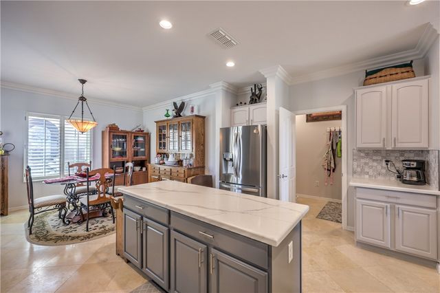 2550 Portsmouth Creek Avenue, Henderson, NV 89052