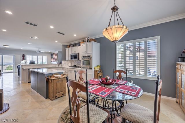 2550 Portsmouth Creek Avenue, Henderson, NV 89052