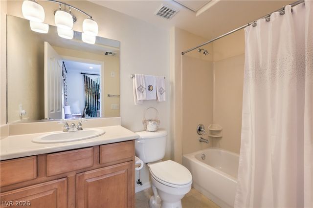 2550 Portsmouth Creek Avenue, Henderson, NV 89052