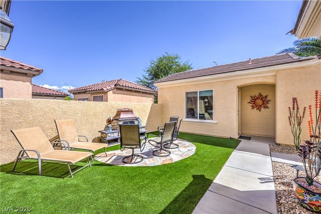 2550 Portsmouth Creek Avenue, Henderson, NV 89052