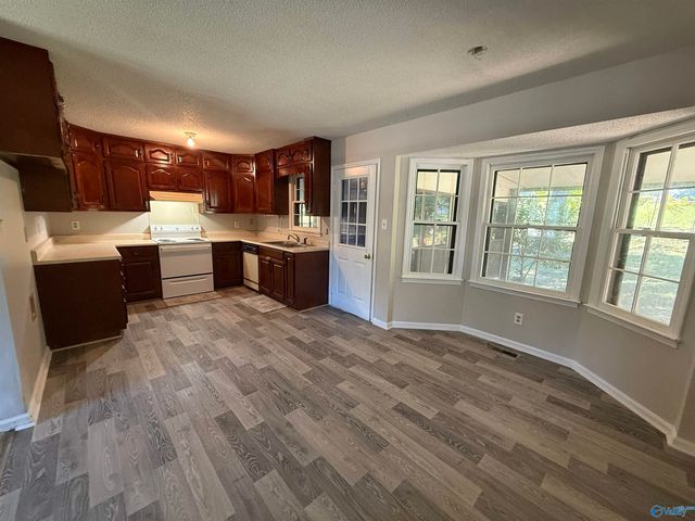 4906 Middleton Lane, Huntsville, AL 35816