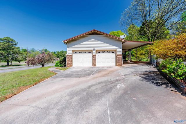 4906 Middleton Lane, Huntsville, AL 35816