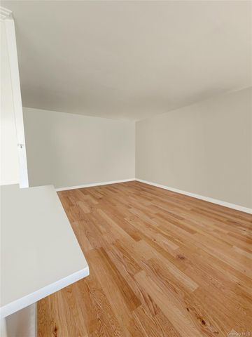 240 Cozine Avenue 5B, Brooklyn, NY 11207