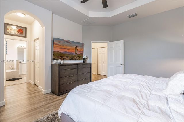 11382 SW 238th St, Homestead, FL 33032