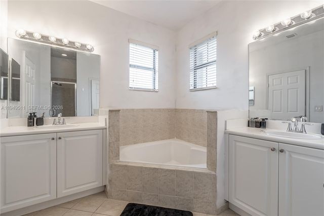 11382 SW 238th St, Homestead, FL 33032