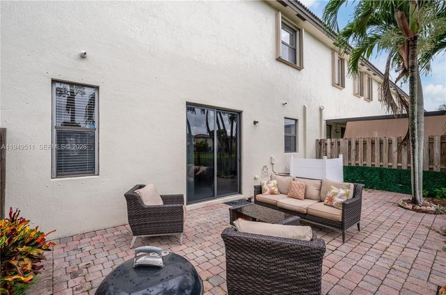 11382 SW 238th St, Homestead, FL 33032