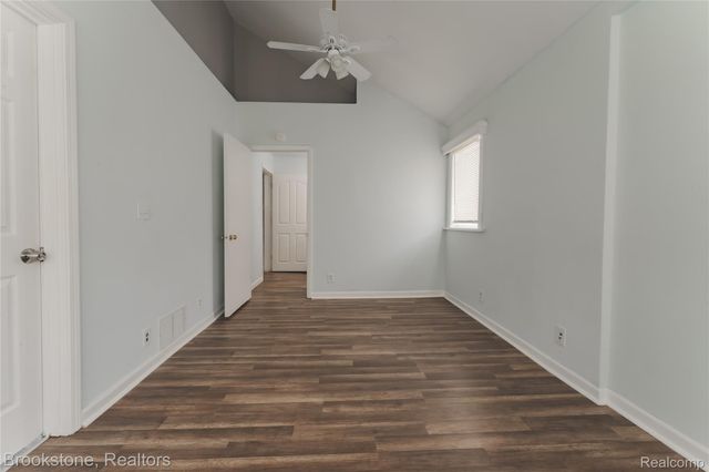 202 W Rundell Street, Pontiac, MI 48342