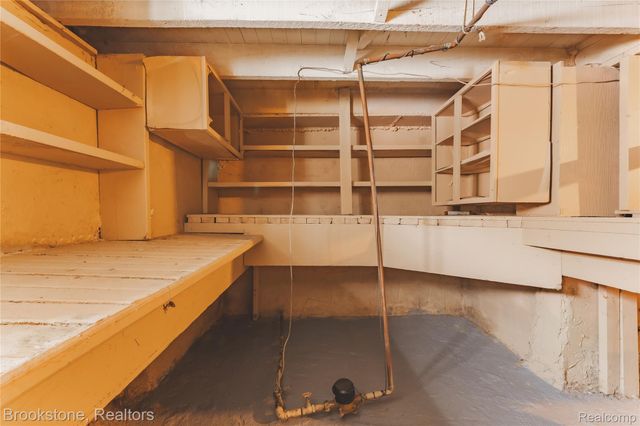 202 W Rundell Street, Pontiac, MI 48342