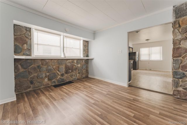 202 W Rundell Street, Pontiac, MI 48342