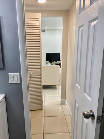 4501 FOUNTAINS Drive S 106, Lake Worth, FL 33467