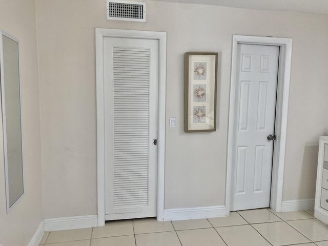 4501 FOUNTAINS Drive S 106, Lake Worth, FL 33467