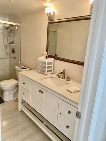 4501 FOUNTAINS Drive S 106, Lake Worth, FL 33467