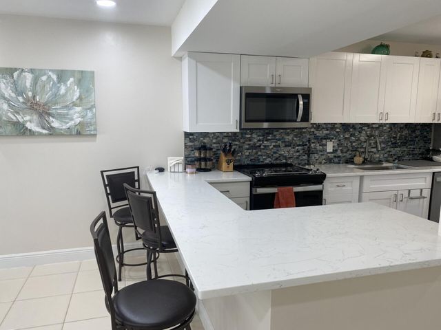4501 FOUNTAINS Drive S 106, Lake Worth, FL 33467