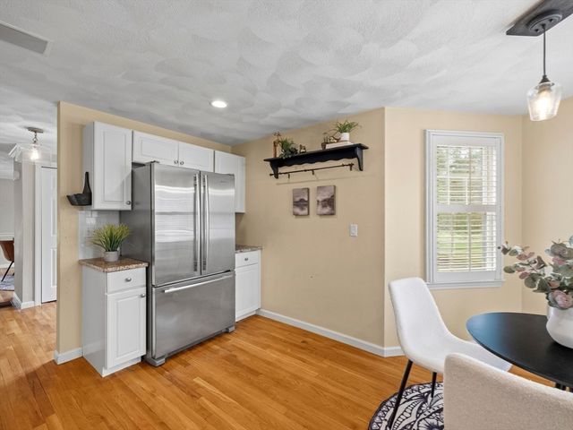 31 Forest Lane 31, Hopkinton, MA 01748