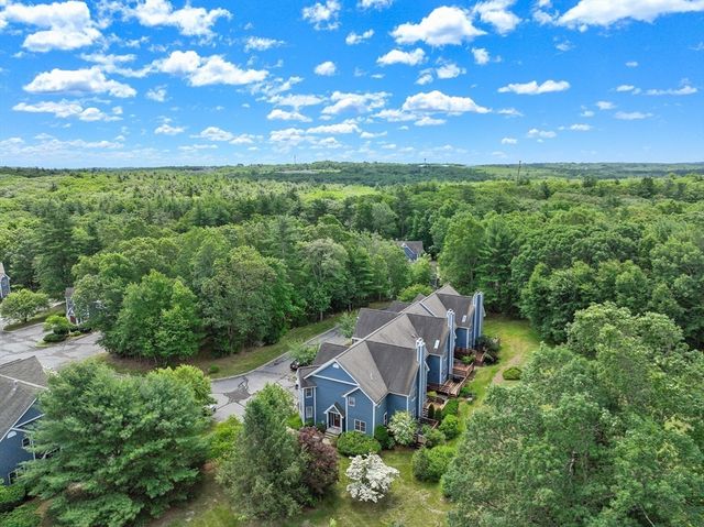 31 Forest Lane 31, Hopkinton, MA 01748