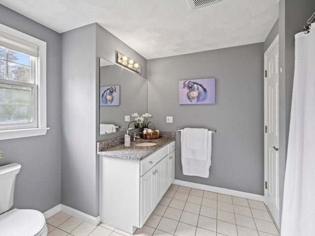 31 Forest Lane 31, Hopkinton, MA 01748