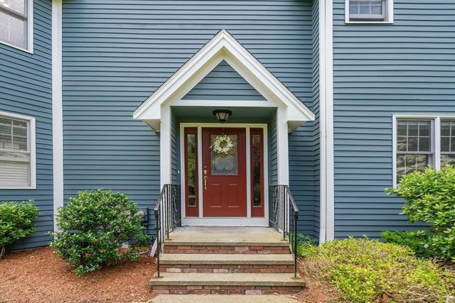 31 Forest Lane 31, Hopkinton, MA 01748