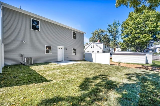 5235 Forest Avenue, Maple Heights, OH 44137