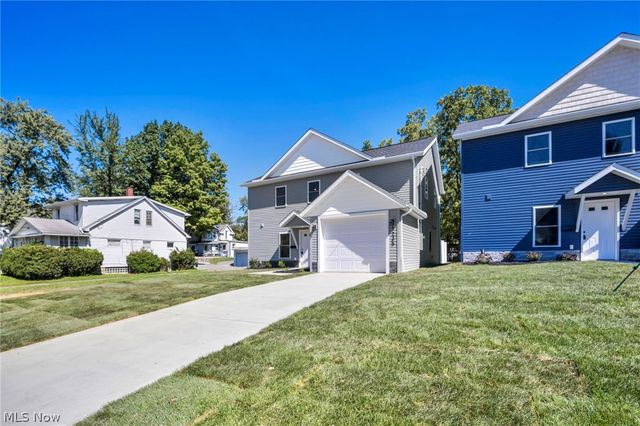 5235 Forest Avenue, Maple Heights, OH 44137