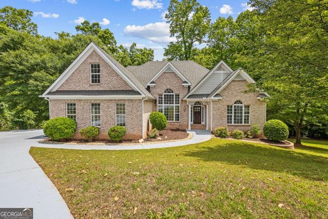 3132 Lovell Drive, Atlanta, GA 30311
