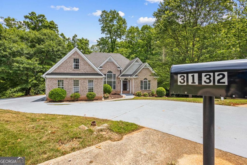3132 Lovell Drive, Atlanta, GA 30311