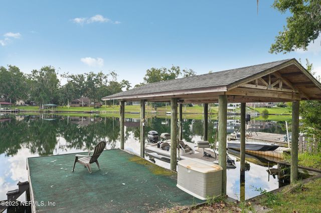 448 LAKE ASBURY Drive, Green Cove Springs, FL 32043