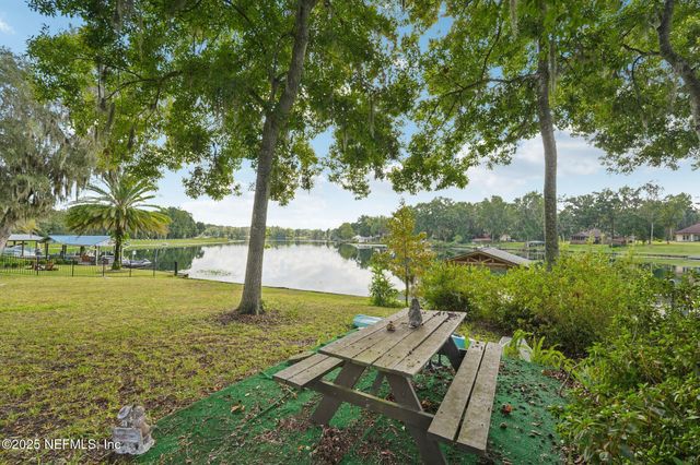448 LAKE ASBURY Drive, Green Cove Springs, FL 32043