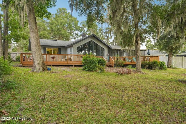 448 LAKE ASBURY Drive, Green Cove Springs, FL 32043
