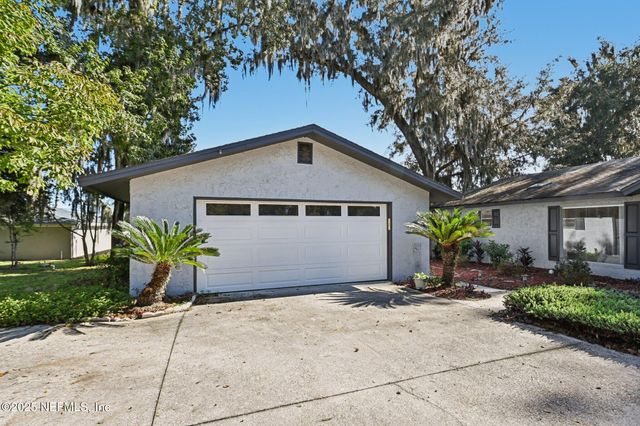 448 LAKE ASBURY Drive, Green Cove Springs, FL 32043