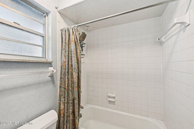 448 LAKE ASBURY Drive, Green Cove Springs, FL 32043