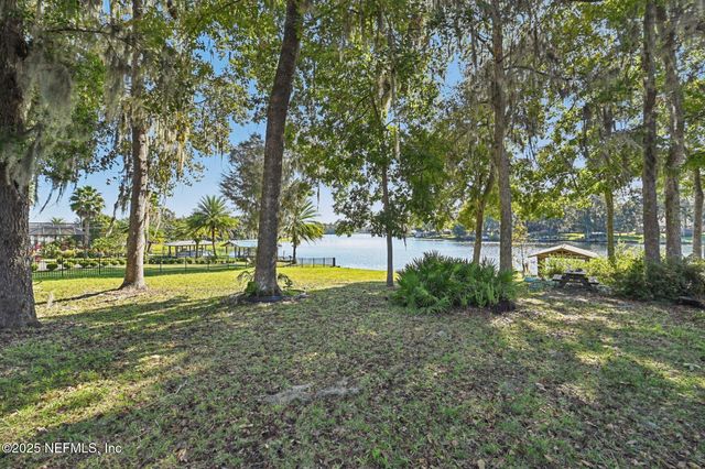 448 LAKE ASBURY Drive, Green Cove Springs, FL 32043