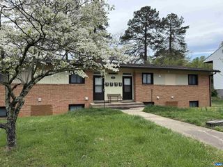 115 APPLE TREE RD, Charlottesville, VA 22903