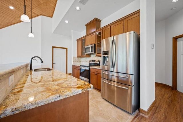 551 Private Road 643a, Dayton, TX 77535