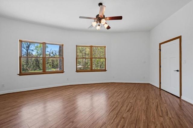551 Private Road 643a, Dayton, TX 77535