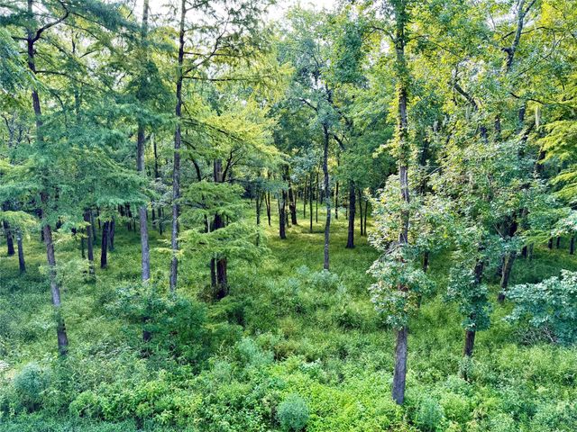 551 Private Road 643a, Dayton, TX 77535