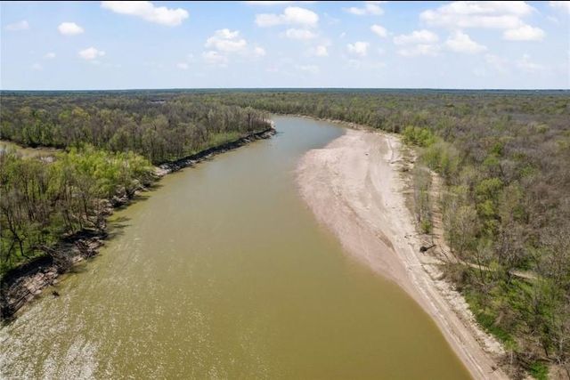 551 Private Road 643a, Dayton, TX 77535