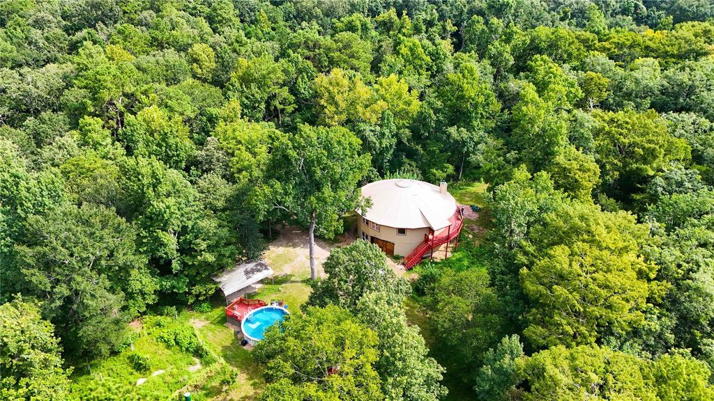 551 Private Road 643a, Dayton, TX 77535