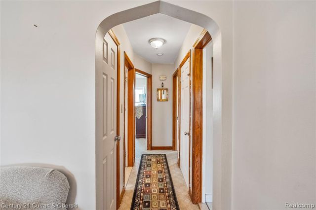 10333 S Morrow Circle, Dearborn, MI 48126