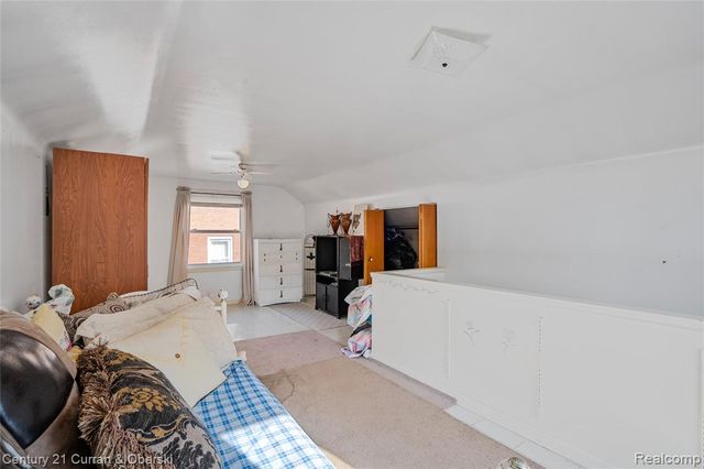 10333 S Morrow Circle, Dearborn, MI 48126