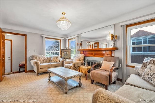 10333 S Morrow Circle, Dearborn, MI 48126