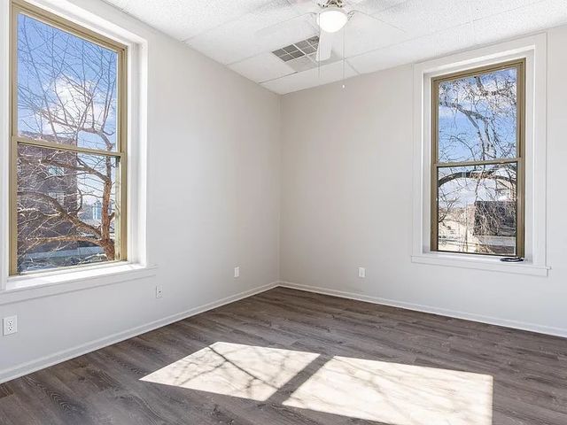 73 S Main Street 2R, Oswego, IL 60543